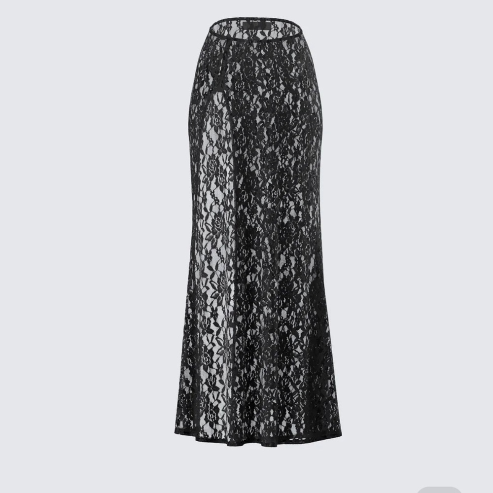 NWT Finesse Studios Beatrix Black Lace Skirt